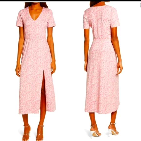 Wayf Alexa Short Sleeve Midi Dress 